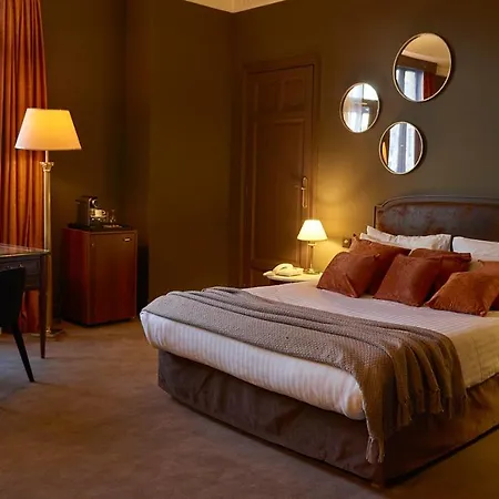 Hotel Carlton 4*