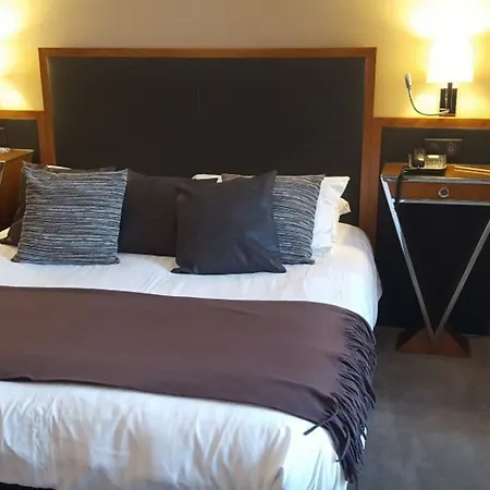 Hotel Carlton 4*
